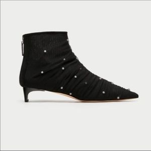 NWOB Zara black tulle pearl kitten heel boots 6